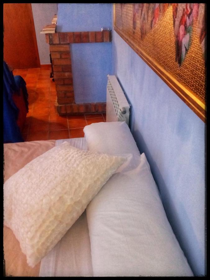 Musas Gastro Casa Rural Apartment Valdealgorfa ภายนอก รูปภาพ