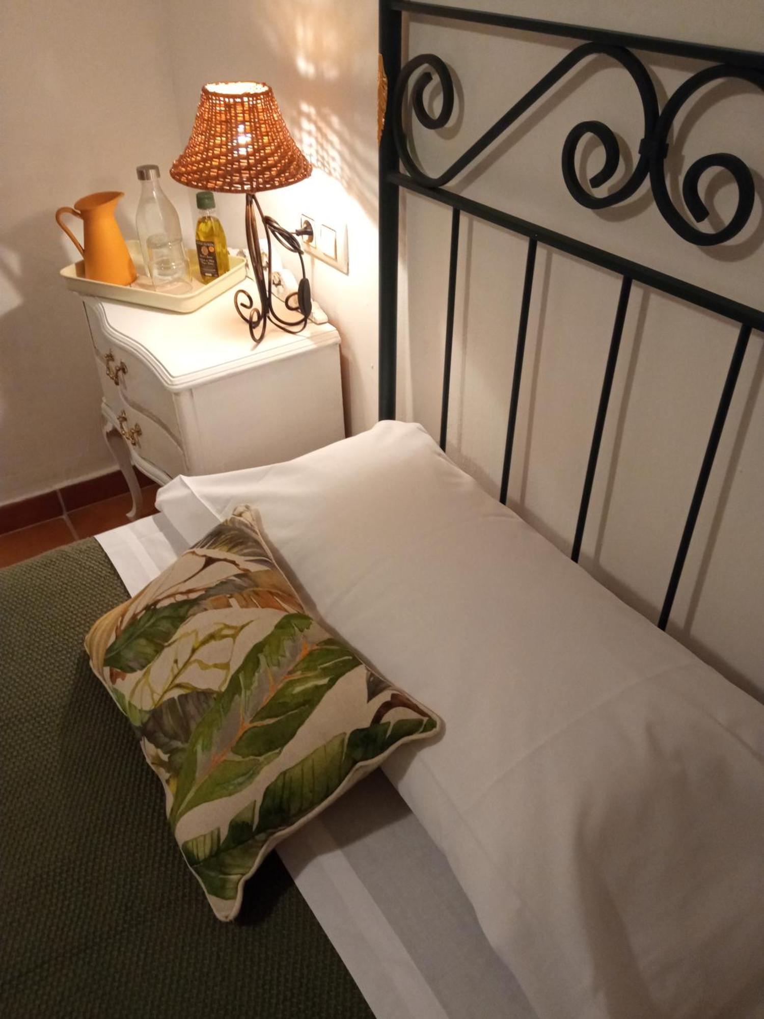 Musas Gastro Casa Rural Apartment Valdealgorfa ภายนอก รูปภาพ