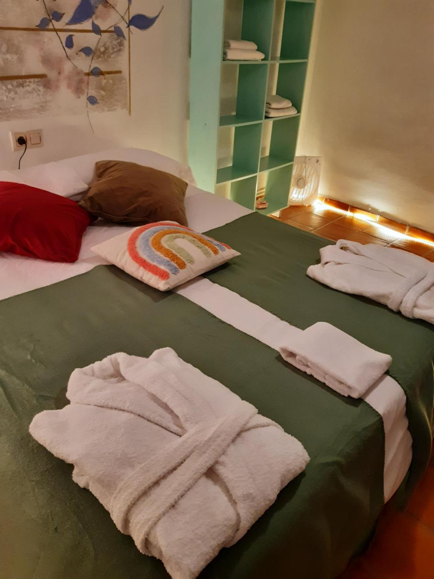 Musas Gastro Casa Rural Apartment Valdealgorfa ภายนอก รูปภาพ